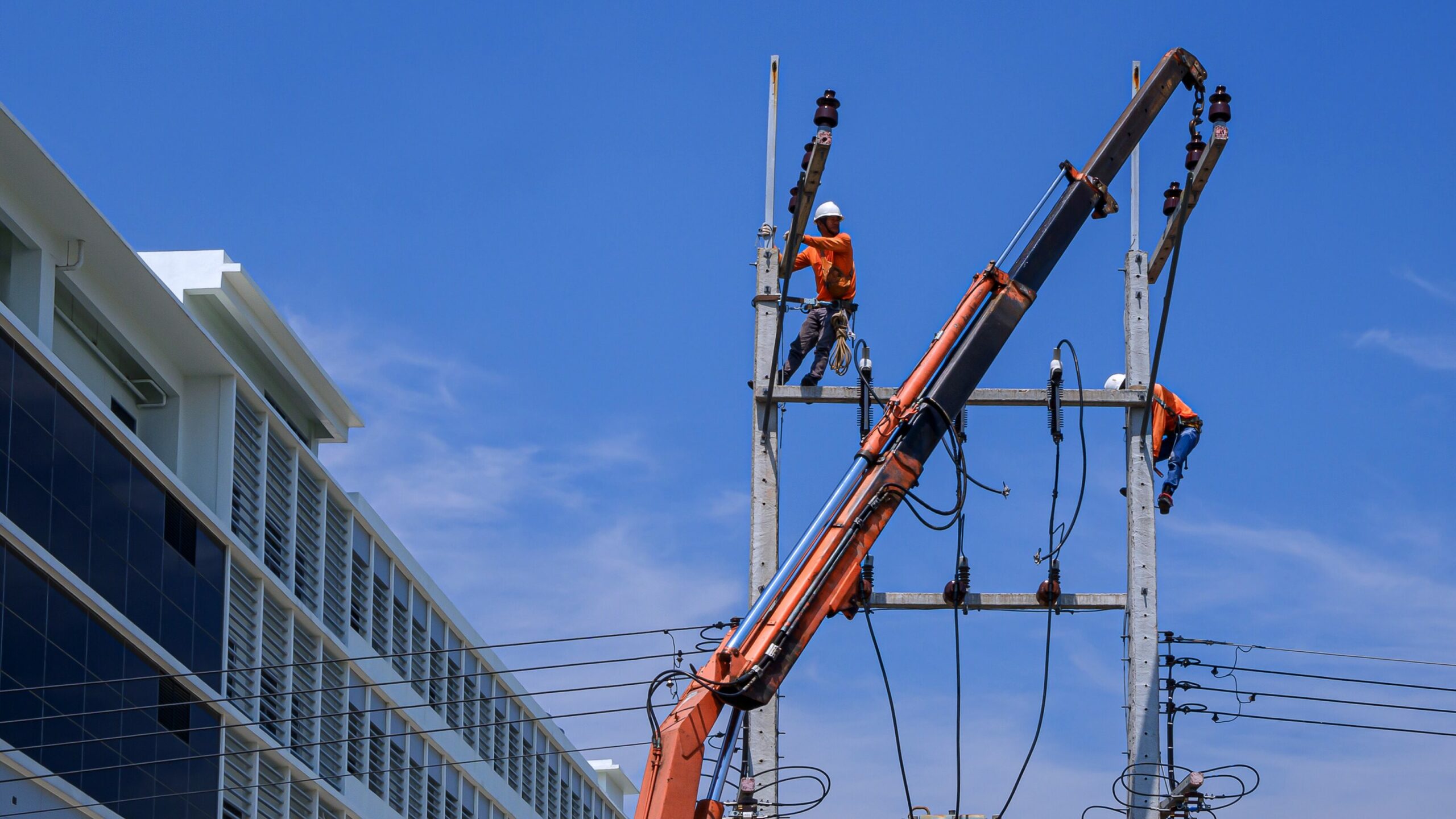 Bras de grue auxiliaire de chargement