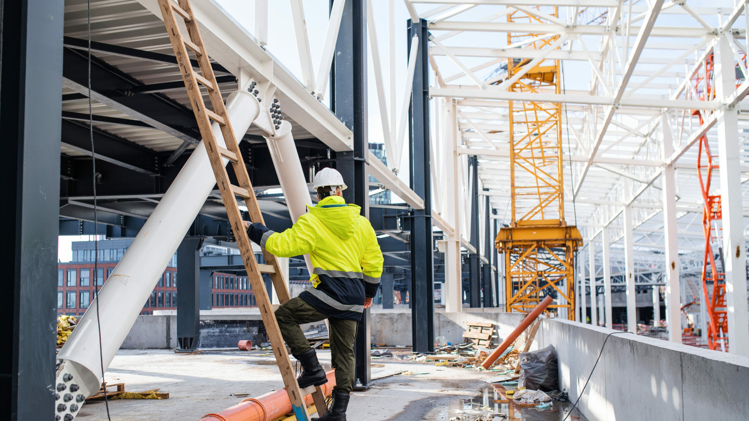 Échelle sur chantier de construction